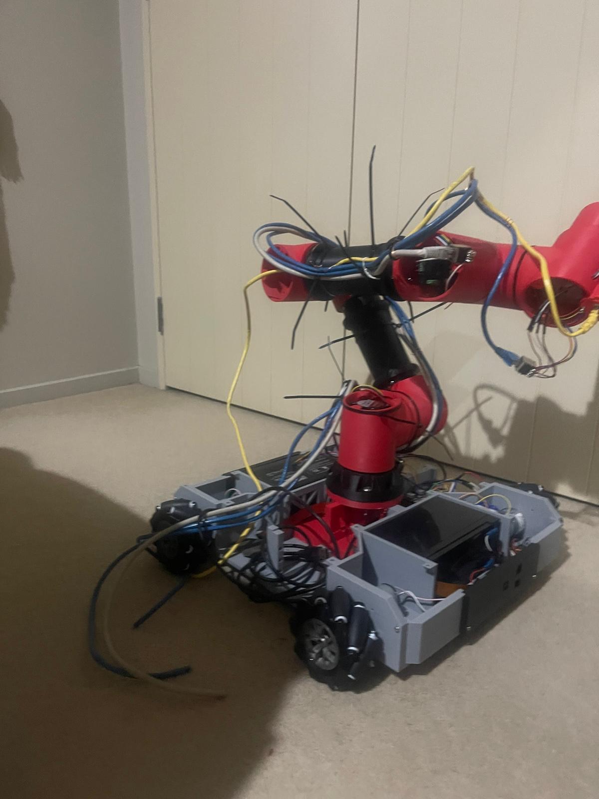 Robotic arm CAD design